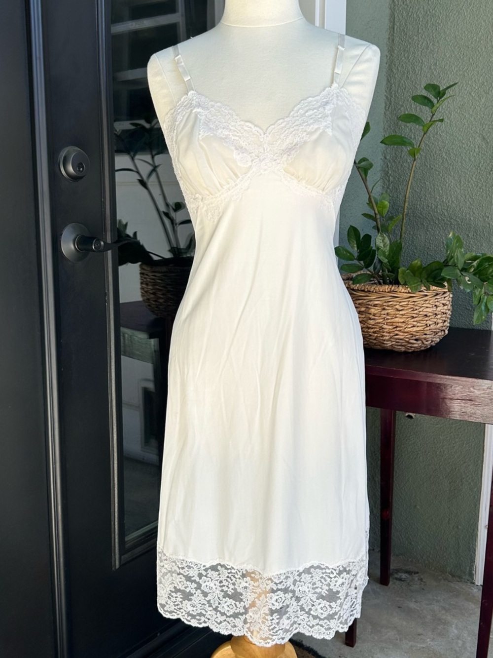Vintage 60's White Full Slip Lace Nylon Slip Dress Size Small - Picture 1 of 10
